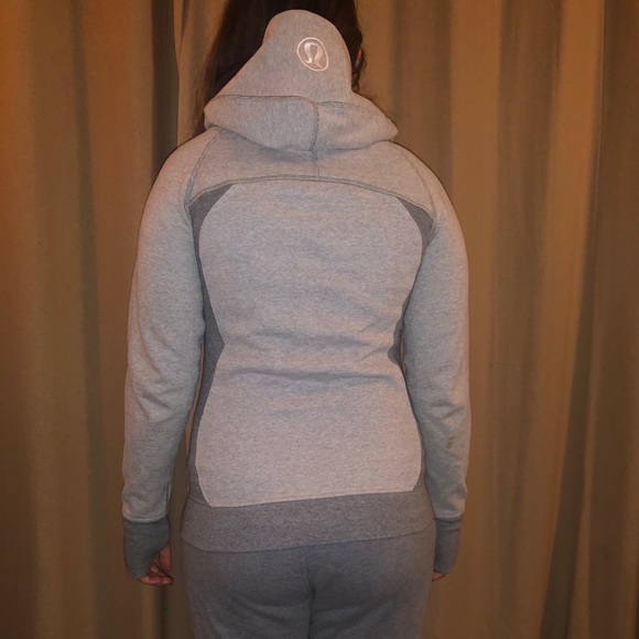lululemon zip up jacket! - Picture 2 of 2